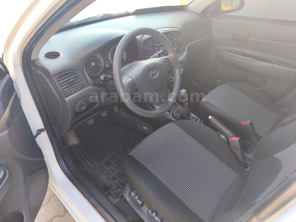 2010 MODEL ABS'Lİ ACCENT ERA TEAM PAKET
