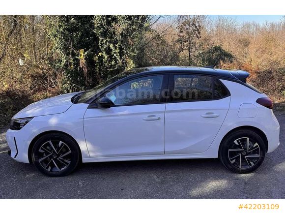 Erk Auto Opel Corsa 1.2 T GS Cam Tavan