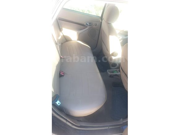 Sahibinden Ford Focus 1.6 Ghia 2000 Model