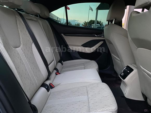 2021 SKODA OCTAVİA 1.0 TSİ E.TEC PREMİUM