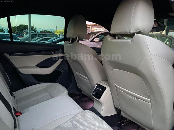 2021 SKODA OCTAVİA 1.0 TSİ E.TEC PREMİUM