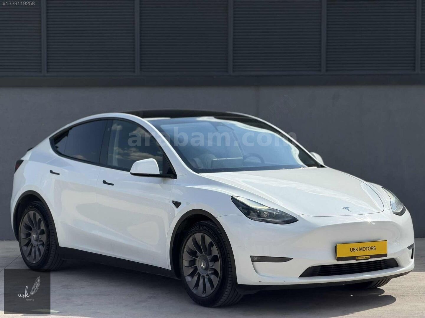 Galeriden Tesla Model Y Long Range AWD 2023 Model Ankara 122.000 km Beyaz 4