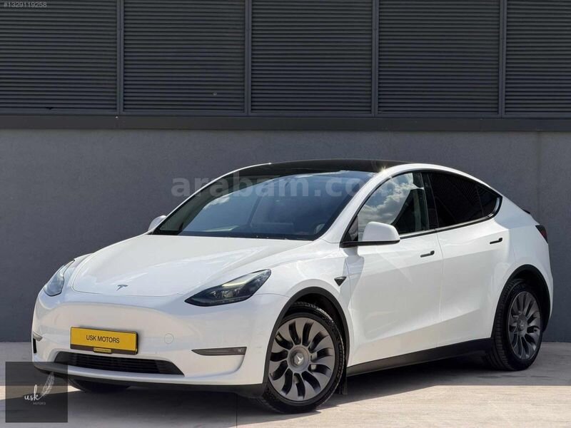 Galeriden Tesla Model Y Long Range AWD 2023 Model Ankara 122.000 km Beyaz
