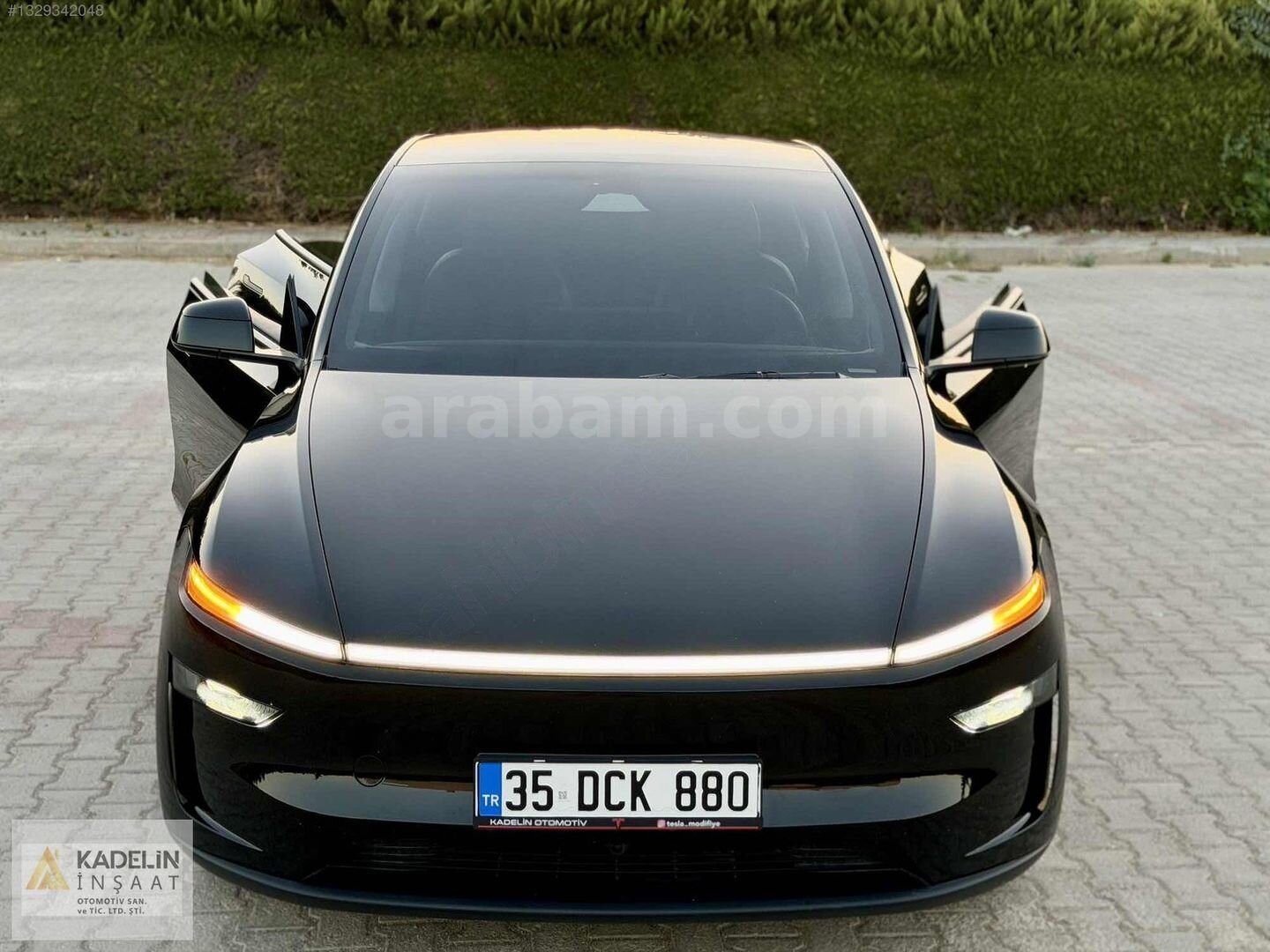 Galeriden Tesla Model Y Premium (Juniper) 2025 Model İzmir 31.500 km Siyah 2