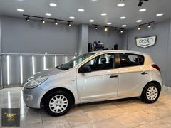 DIZEL HYUNDAI i20 TEMIZ AİLE ARACI