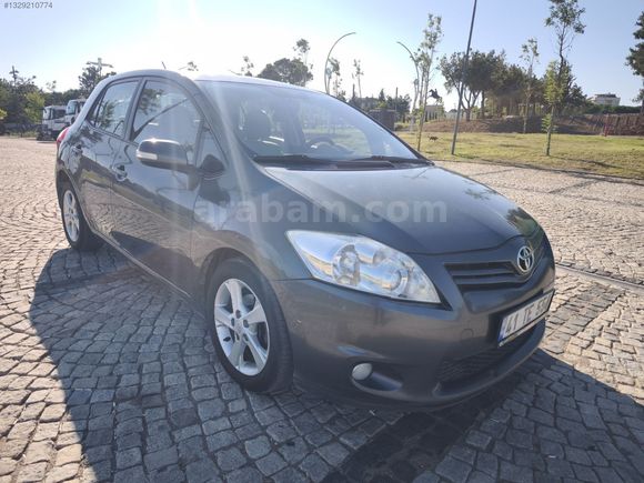 İLK ELDEN ALINMA 175.000 KM DE 2010 AURİS EMSALSİZ İÇ TEMİZLİK