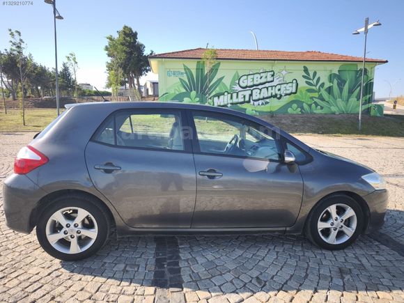 İLK ELDEN ALINMA 175.000 KM DE 2010 AURİS EMSALSİZ İÇ TEMİZLİK