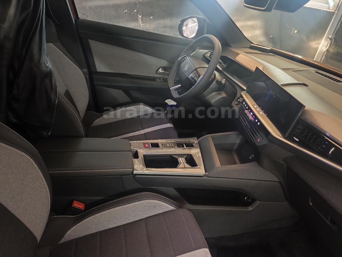 Sahibinden Opel Grandland 1.2 T Hybrid Edition 2025 Model Diyarbakır 9.000 km Kahverengi 5