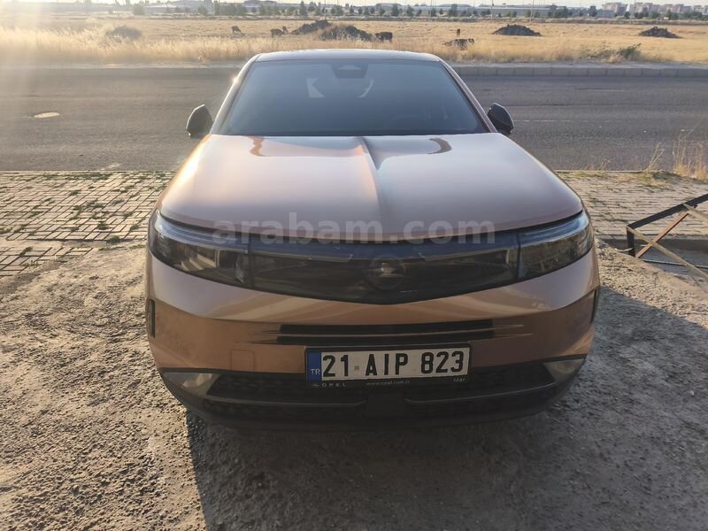 Sahibinden Opel Grandland 1.2 T Hybrid Edition 2025 Model Diyarbakır 9.000 km Kahverengi