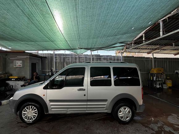 DÜŞÜK KM FORD CONNECT TERTEMİZ