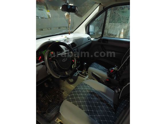 DÜŞÜK KM FORD CONNECT TERTEMİZ