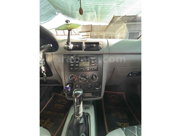 DÜŞÜK KM FORD CONNECT TERTEMİZ