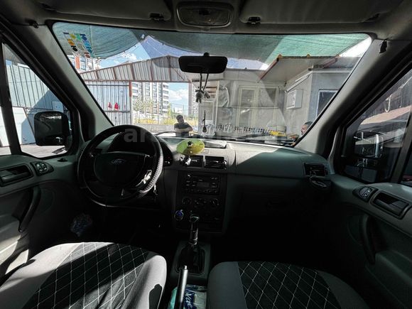 DÜŞÜK KM FORD CONNECT TERTEMİZ
