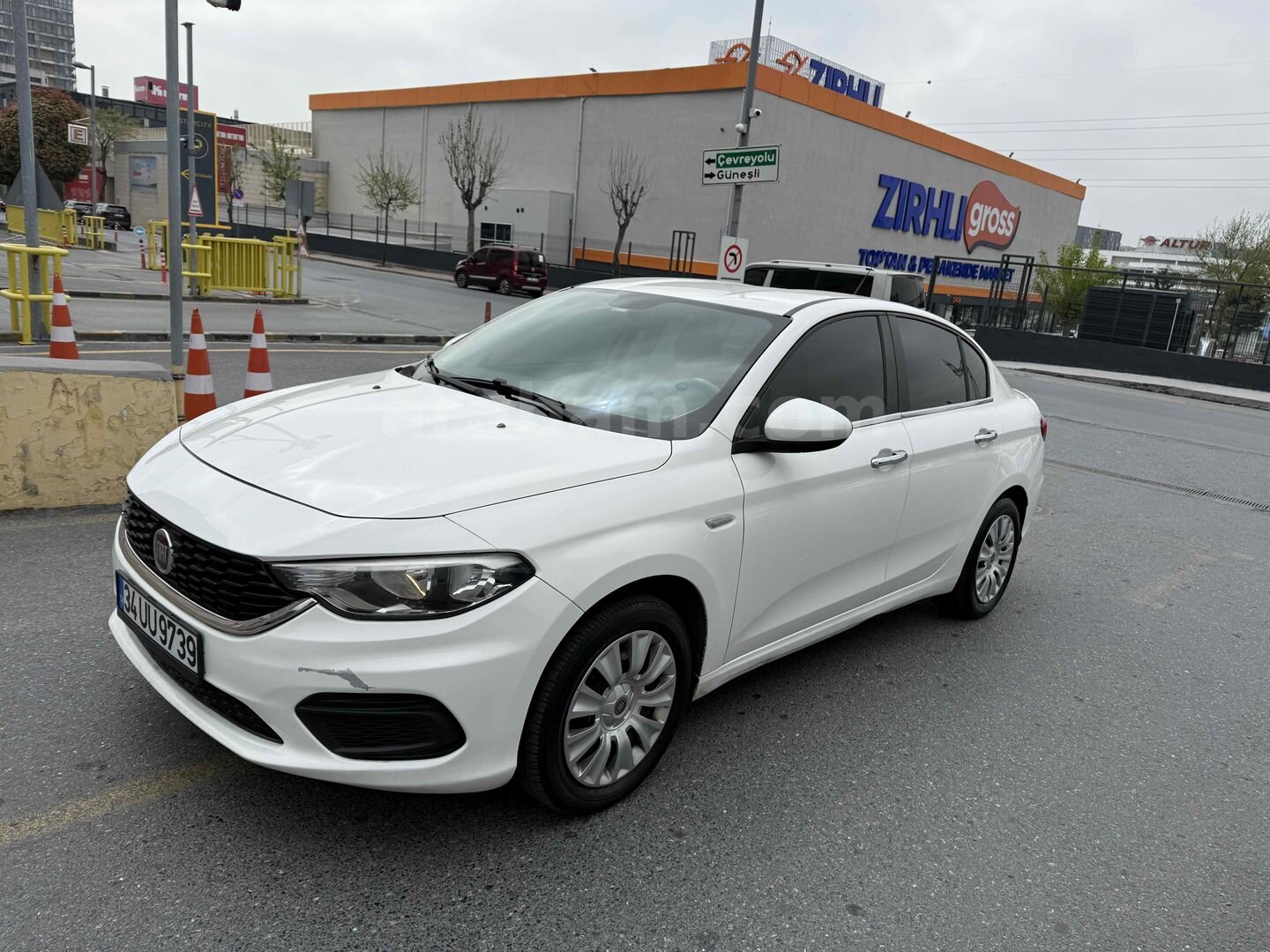Sahibinden Fiat Egea 1.3 Multijet Easy 2017 Model İstanbul 195000 km Beyaz.Taksi çıkması değildir Acil 2