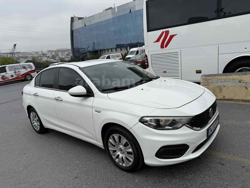 Sahibinden Fiat Egea 1.3 Multijet Easy 2017 Model İstanbul 195000 km Beyaz.Taksi çıkması değildir Acil
