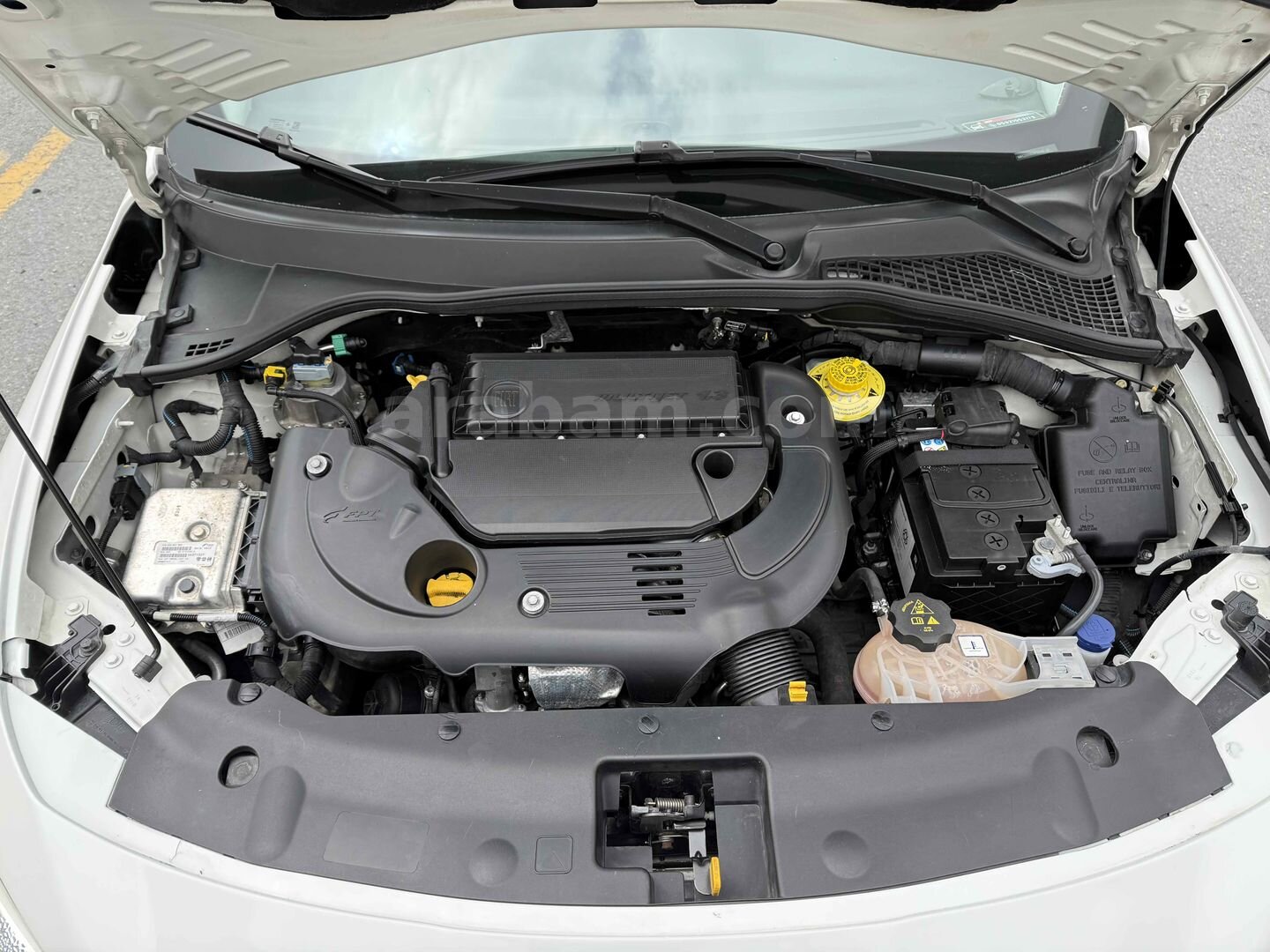 Sahibinden Fiat Egea 1.3 Multijet Easy 2017 Model İstanbul 195000 km Beyaz.Taksi çıkması değildir Acil 6