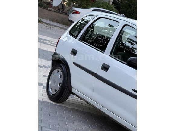 RE-İS TEN HATASIZ 2000 MODEL 1.2 SWİNG 16VF GARAJ ARABASI