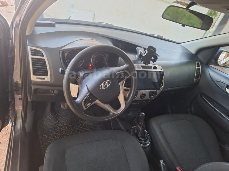 Sahibinden Hyundai i20 Troy 1.2 Mode 2011 Model İstanbul 174.500 km Füme