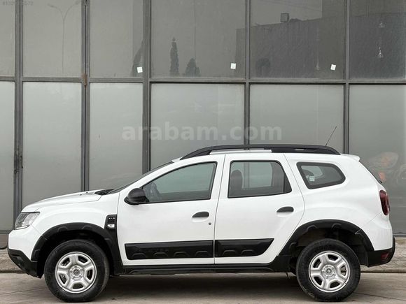 2022 ÇIKIŞLI DEĞİŞENSİZ 4x4 BAKIMLI ÇOK TEMİZ DUSTER