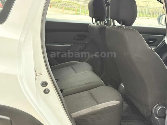 2022 ÇIKIŞLI DEĞİŞENSİZ 4x4 BAKIMLI ÇOK TEMİZ DUSTER