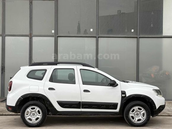 2022 ÇIKIŞLI DEĞİŞENSİZ 4x4 BAKIMLI ÇOK TEMİZ DUSTER