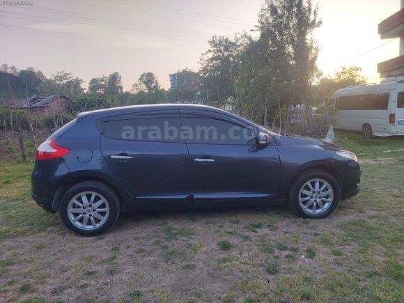 2012 MEGANE 3 OTOMATİK VİTES 1.5 DİZEL CAM GİBİ