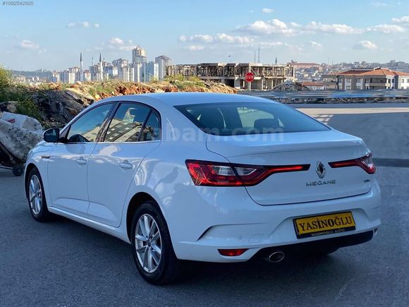 YASİNOĞLU AUTO DAN 2017 MODEL HATASIZ MEHANE tek kapı boya