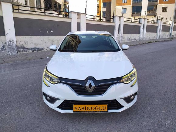 YASİNOĞLU AUTO DAN 2017 MODEL HATASIZ MEHANE tek kapı boya