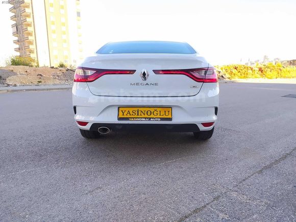 YASİNOĞLU AUTO DAN 2017 MODEL HATASIZ MEHANE tek kapı boya