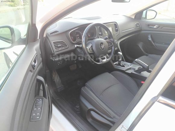YASİNOĞLU AUTO DAN 2017 MODEL HATASIZ MEHANE tek kapı boya