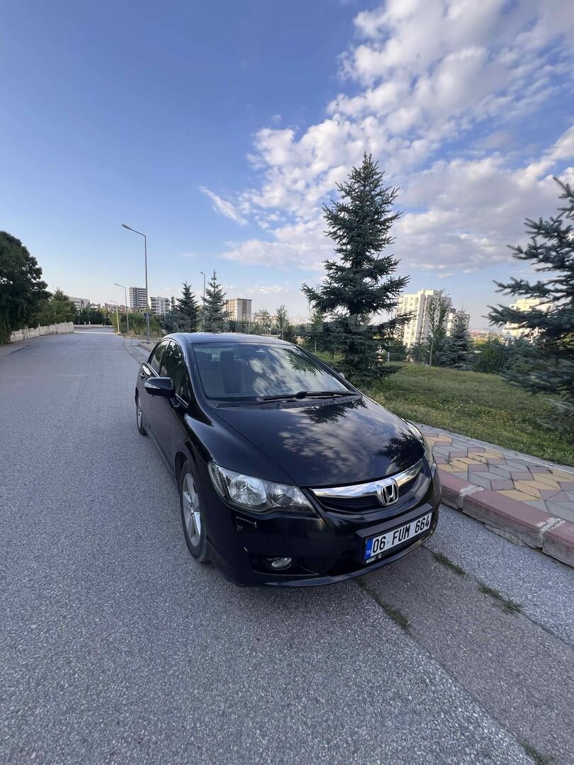 Sahibinden Honda Civic 1.6i VTEC Premium 2009 Model Ankara 236.000 km Siyah 2