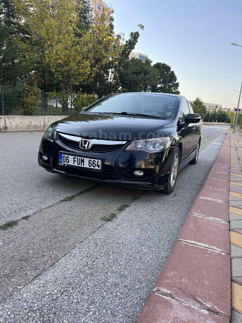 Sahibinden Honda Civic 1.6i VTEC Premium 2009 Model Ankara 236.000 km Siyah 4