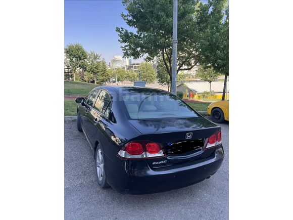 SAHİBİNDEN HONDA CİVİC 1.6i VTEC PREMIUM 2009  MODEL