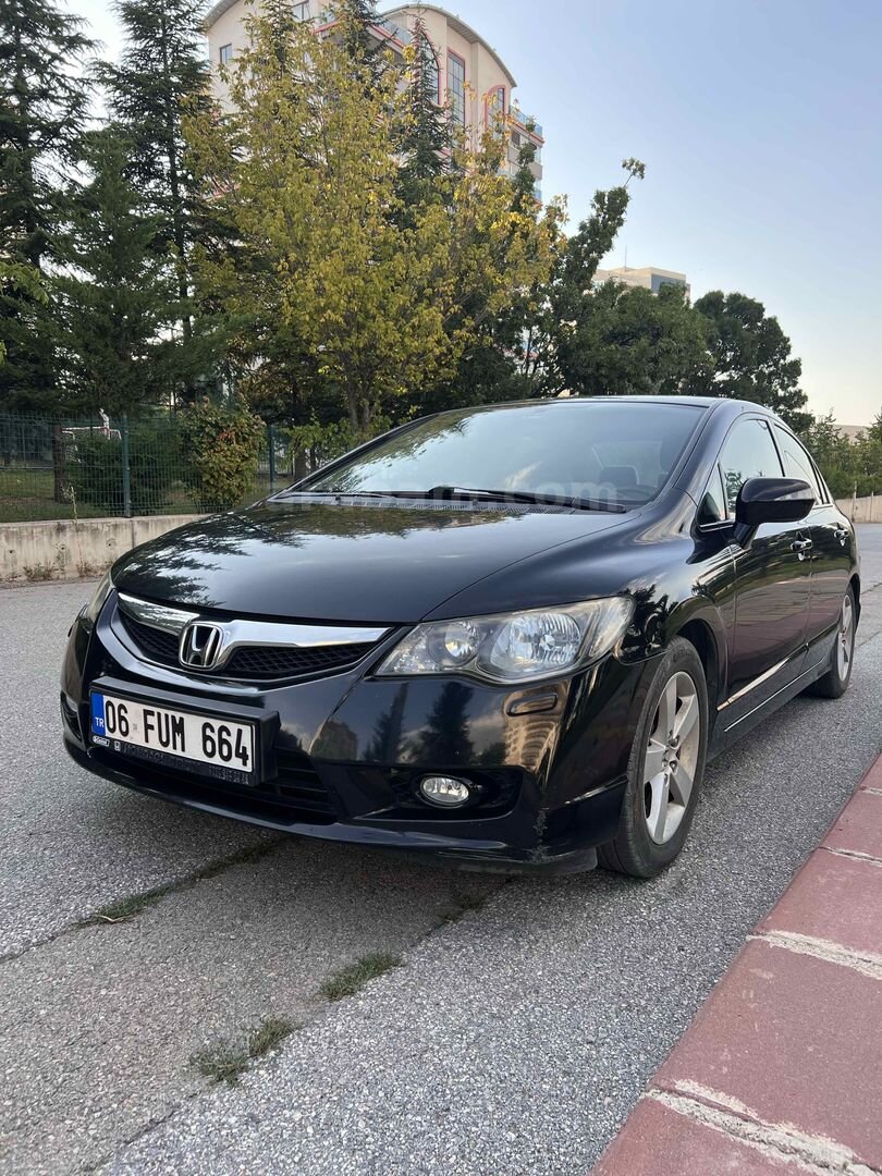 Sahibinden Honda Civic 1.6i VTEC Premium 2009 Model Ankara 236.000 km Siyah 6