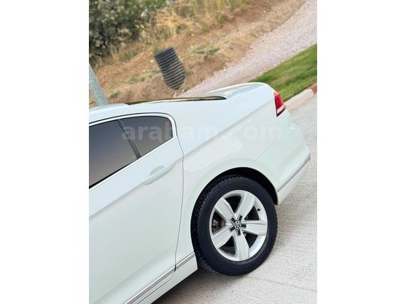 2017 PASSAT//BOYASIZ//100 BINDE// HİGHLİNE DONANIM
