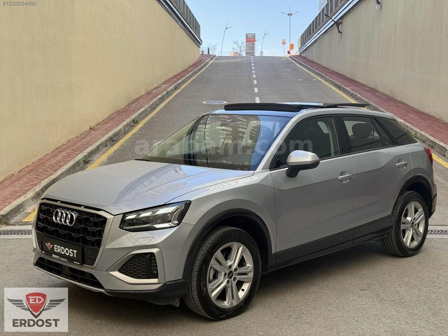 Galeriden Audi Q2 35 TFSI Advanced 2024 Model Eskişehir 14.000 km Gri 3