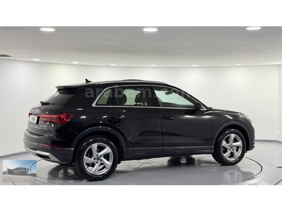 2025 Q3 35 TFSI Advanced / 8.839 KM