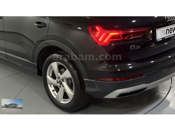 2025 Q3 35 TFSI Advanced / 8.839 KM