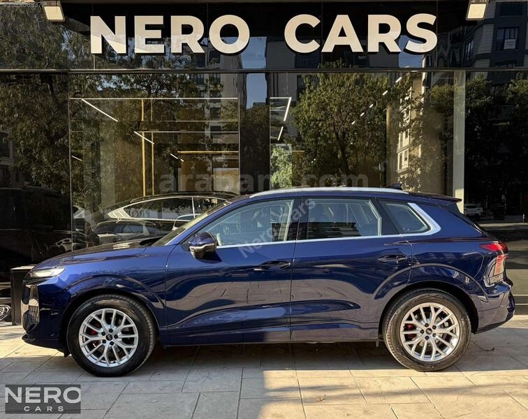 NERO CARS 2025 AUDİ Q3 YENİ KASA ADVANCED CAM TAVNBOYASZ 6.001KM 7