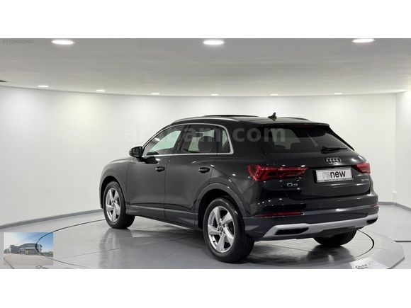 2025 Q3 35 TFSI Advanced / 6.157 KM