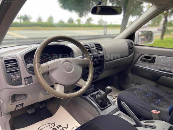 ISUZU DMAX FULL BAKIMLI EKSİKSİZ