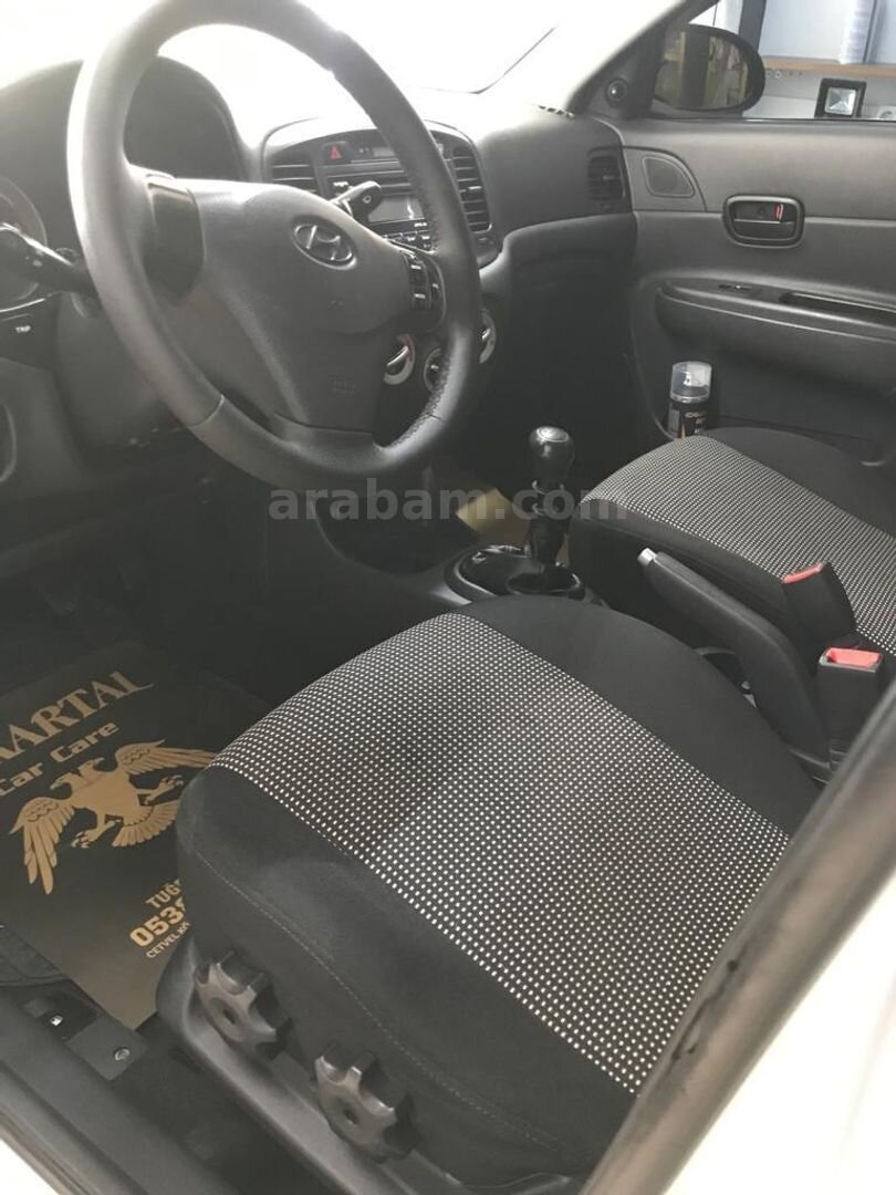 Sahibinden Hyundai Accent Era 1.5 CRDi-VGT Team 2009 Model Mersin 275.000 km Gri 6