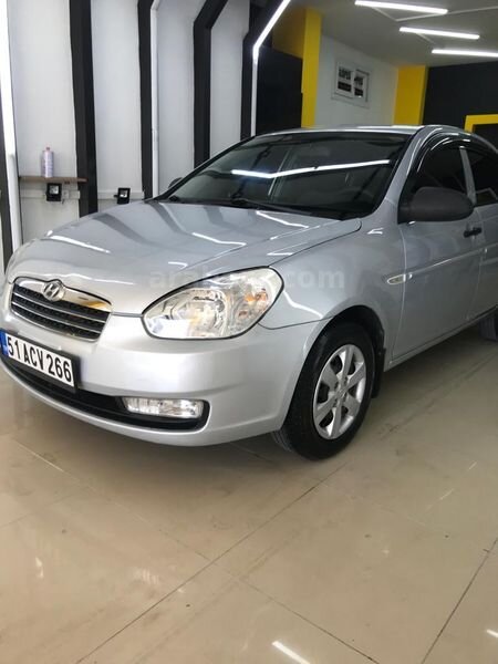 Sahibinden Hyundai Accent Era 1.5 CRDi-VGT Team 2009 Model Mersin 275.000 km Gri