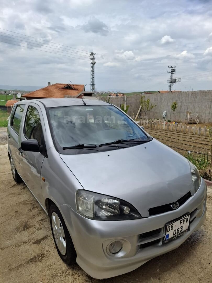 Sahibinden Daihatsu YRV 1.3 Plus 2006 Model Ankara 300.000 km Gri (metalik) 7