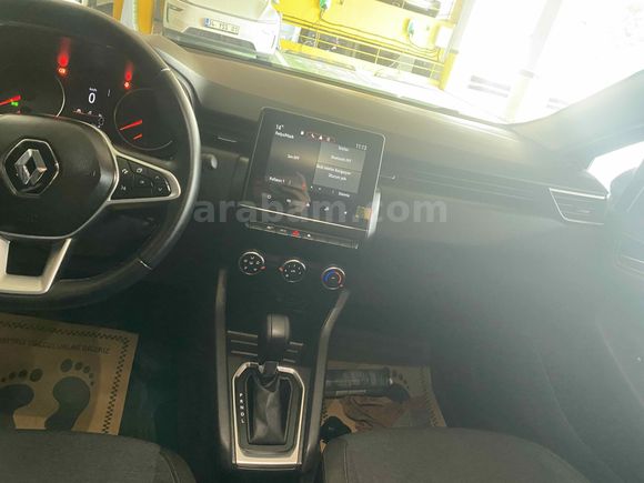 Sahibinden Renault Clio 1.0 TCe Touch 2023 Model   Kırmızı(ALEV)