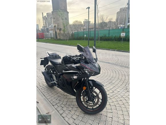 YAMAHA YZF R25 ABS MOTOR 9 BİN KM TERTEMİZ 2019 ÇIKIŞLI