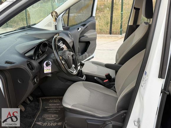 Hatasız boyasız OTOMOBİL ruhsatlı