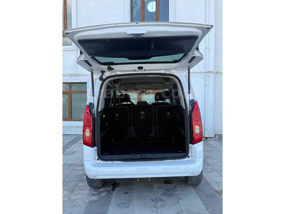 Sahibinden Opel Combo 1.5 CDTI Edition 2024 Model 