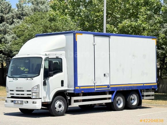 2016 NPR3D 300.000KM DE HATASIZ BOYASIZ İLK SAHİBİNDEN 10 TEKER