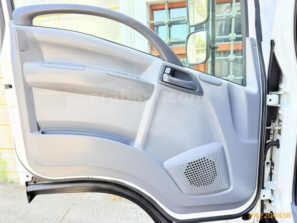 2016 NPR3D 300.000KM DE HATASIZ BOYASIZ İLK SAHİBİNDEN 10 TEKER